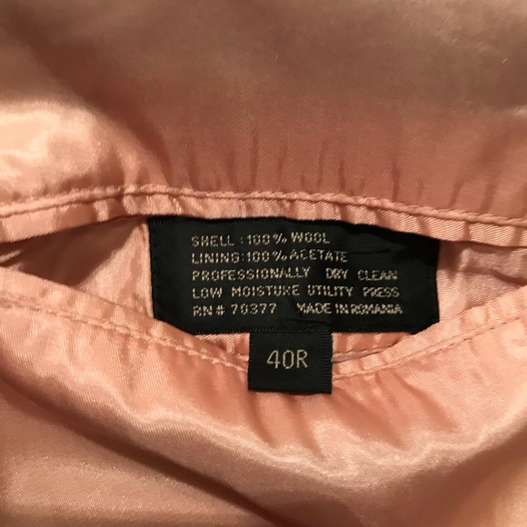 Blazer - Picture 4 of 4